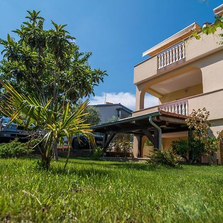 Apartments Bogdanic Krk I Krk Town Bagian luar foto