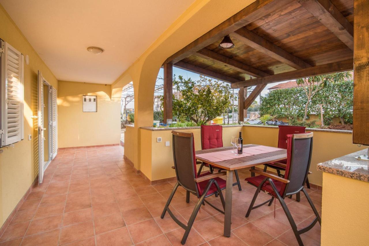 Apartments Bogdanic Krk I Krk Town Bagian luar foto